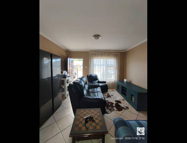 2 BEDROOM TOWNHOUSE TO LET IN SASOLBURG EXT 10